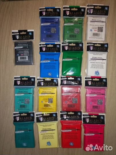 Протекторы и плейматы для настольных игр