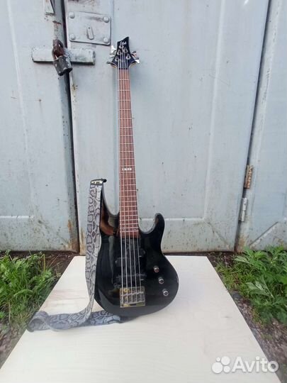 Бас гитара бас Ltd B55 б/у + комбик