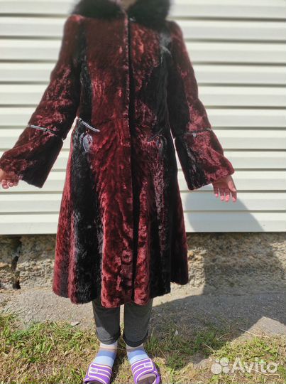 Шуба мутоновая с капюшоном