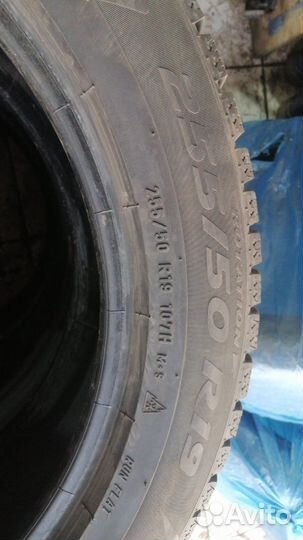 Pirelli Winter Studdable Plus 255/55 R19