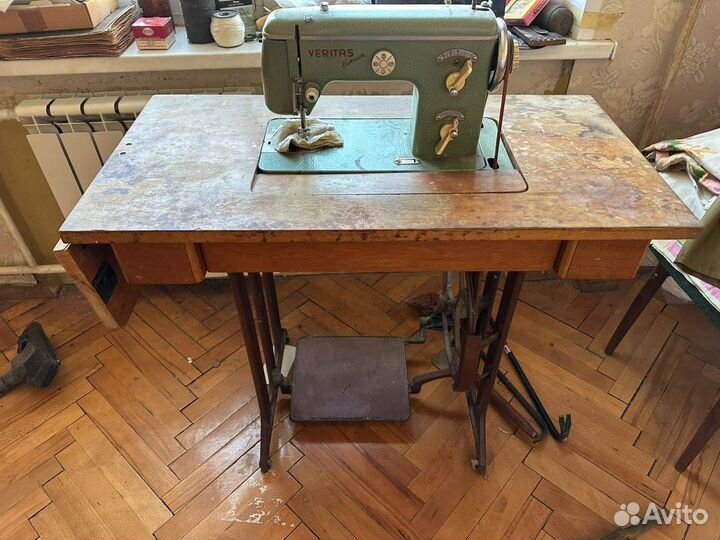 Швейная машина Veritas