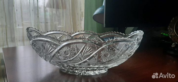 Хрустальная ваза