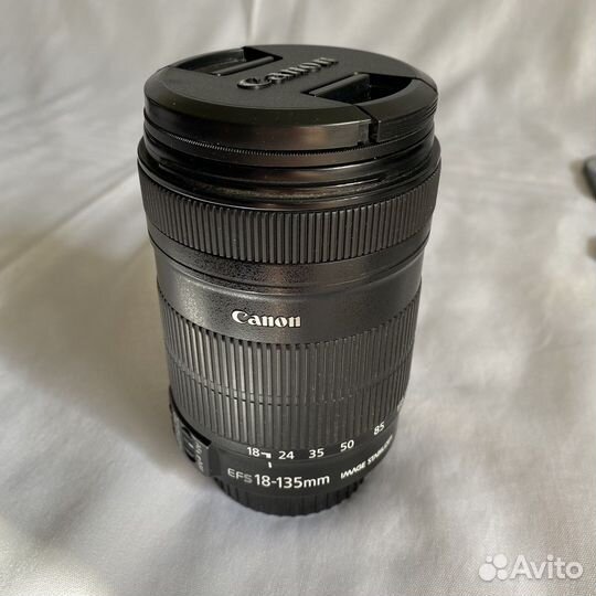 Набор фотоаппарат Canon EOS 550D + объектив 18-135