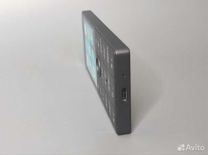 Xiaomi Qin F22, 2/16 ГБ