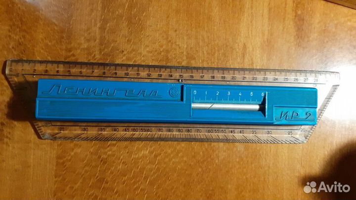 Набор гирь, сменных головок, Бит, Линейка-рейсшина