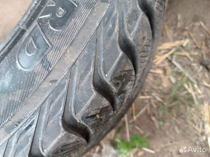 Yokohama 902W 285/60 R18