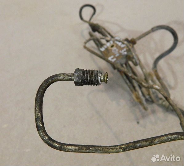 Трубка сцепления Nissan Maxima J30