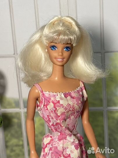 Chic Barbie 1996