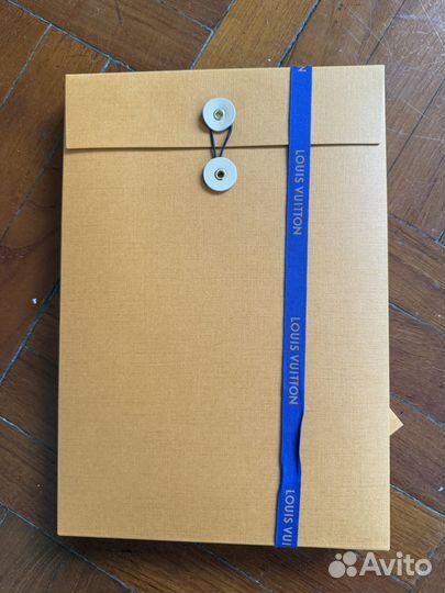 Упаковка louis vuitton