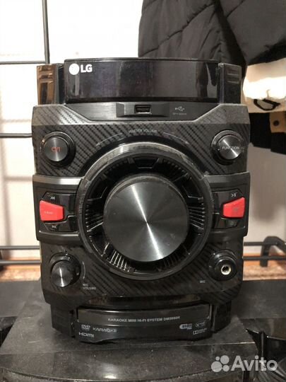 Музыкальный центр LG с караоке