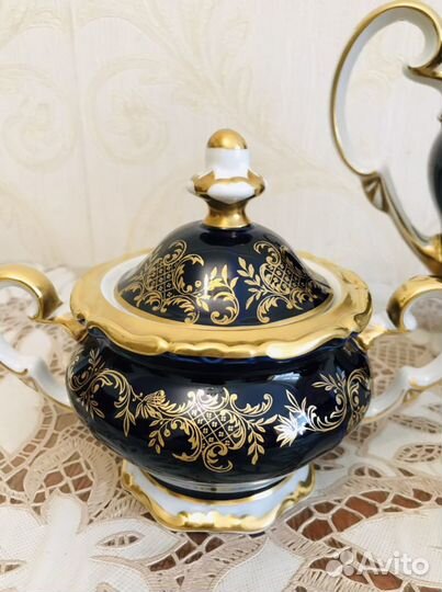 Чайник сахарница и молочник идеальном состояние