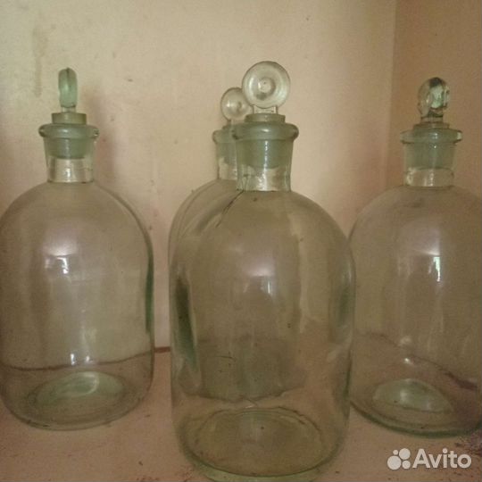 Бутыль стеклянная