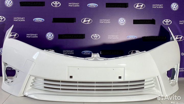 Бампер передний Toyota Corolla 14-17 белый