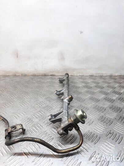 Топливная рампа Lexus Is200 седан 2.0 1GFE 2004