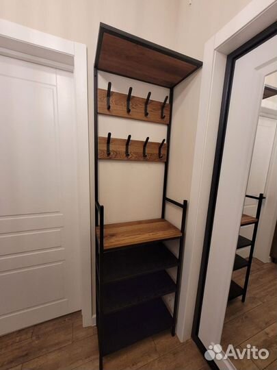 Вешалка в прихожую