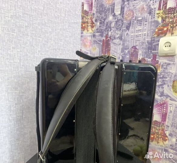 Баян 3х голосый. Готово-выборный. Три подбородных