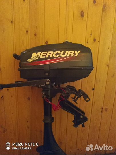 Продам лодочный мотор меркурий 3.3