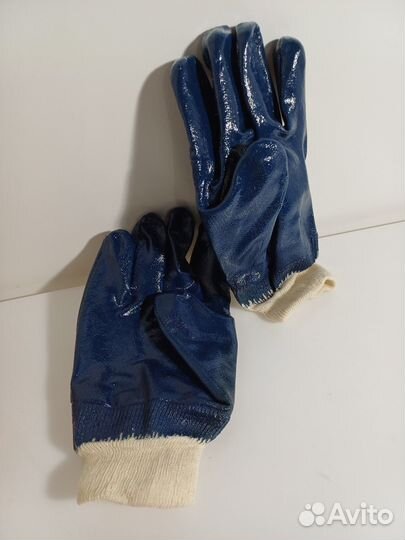 Новые перчатки защитные с нитриловым покрытием