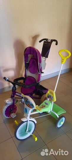 Трехколесный велосипед с ручкой