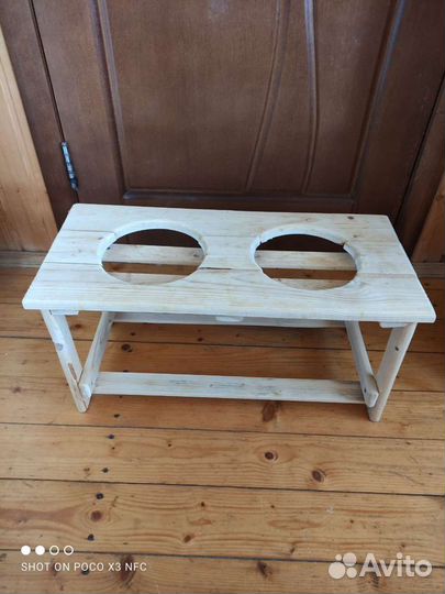 Подставка для кормления собак