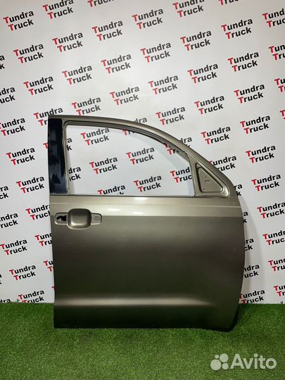 Дверь передняя правая Toyota Tundra