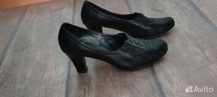 Туфли женские 38 размер осенние