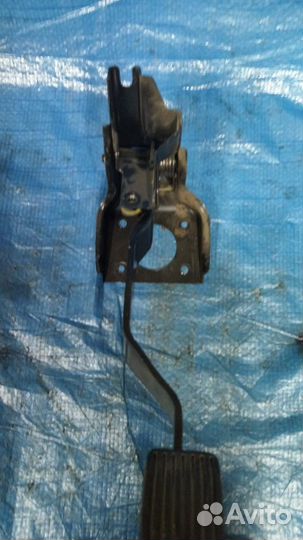 Педаль сцепления Hyundai Accent G4EC LC