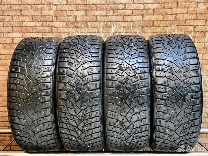 Dunlop SP Winter Ice 02 245/40 R20