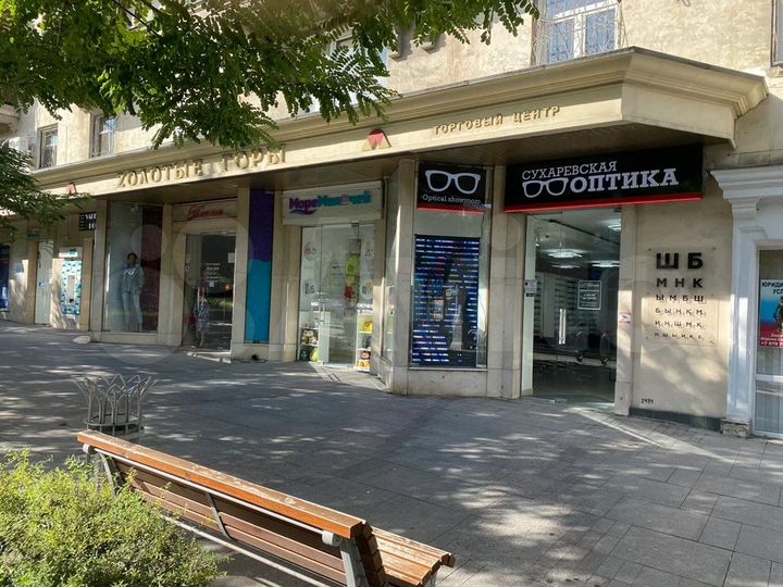 Супертрафик. 1-я линия - Большая Морская, 45 м²