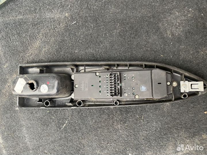 Блок управления стеклоподъемниками Avensis T22