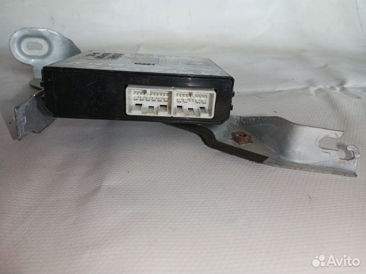 Блок управления климат-контролем Lexus Rx 330