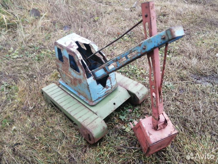 Игрушка машинка Экскаватор сим СССР жесть