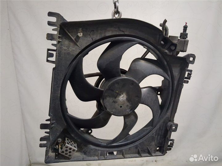 Вентилятор радиатора Nissan Note E11, 2012
