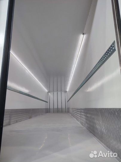 Полуприцеп изотермический Альфа Ван Трейлер 940134, 2023