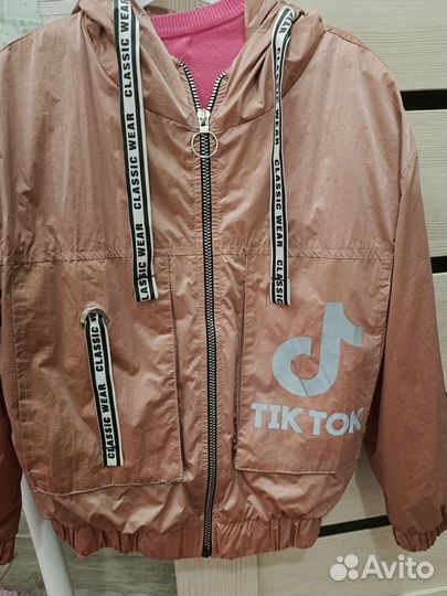 Ветровка для девочки