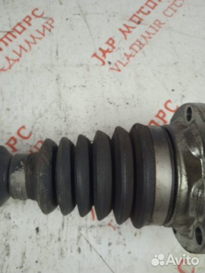 Привод передний правый Audi A3 8P caxa 1.4 2012