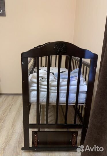 Продам детскую кроватку