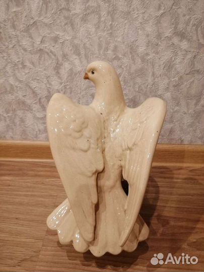 Статуэтка Голубь, старая гжель