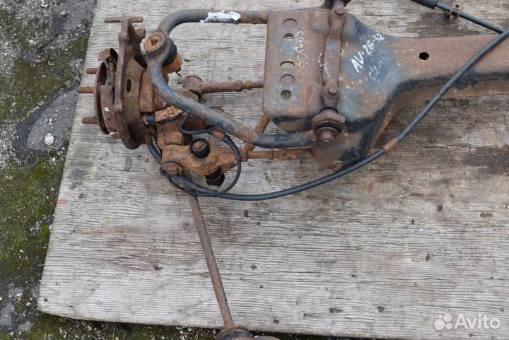 Балка задняя Chrysler Cirrus 1999 4695388