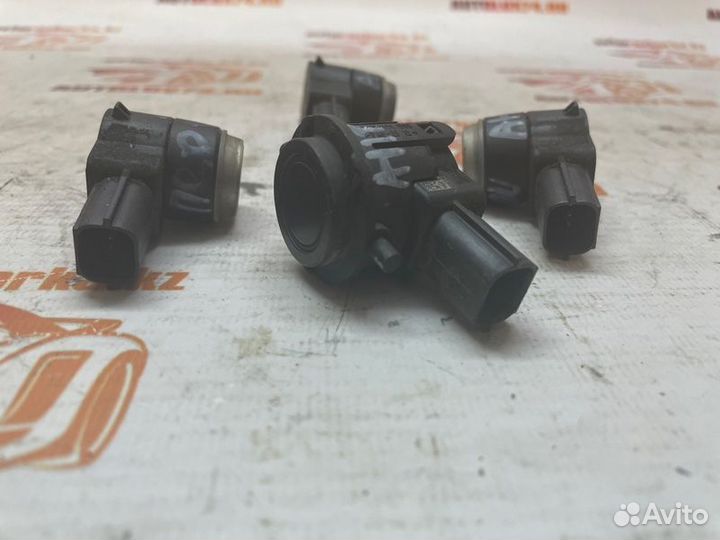 Датчик парктроника передний Opel Antara C105