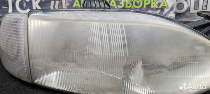 Правая фара Fiat Palio