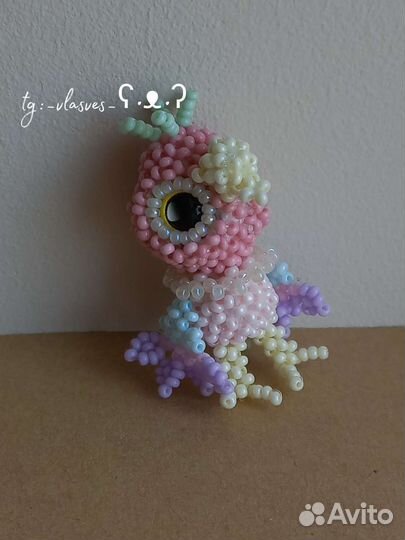 Игрушка попугай Кеша из бисера