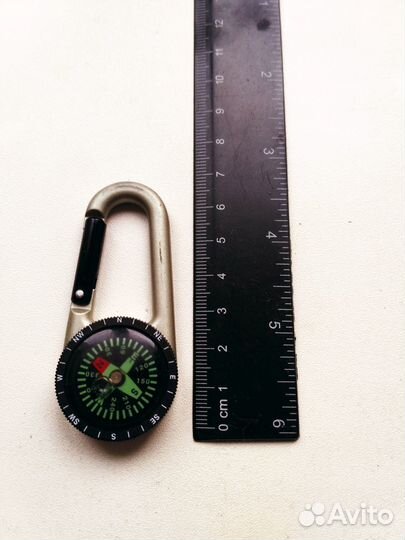 Компас-карабин