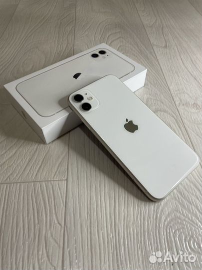 iPhone 11, 64 ГБ