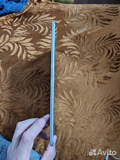 Планшет Samsung Galaxy Tab S3