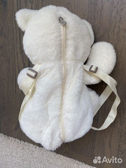 Плюшевый медведь-рюкзак