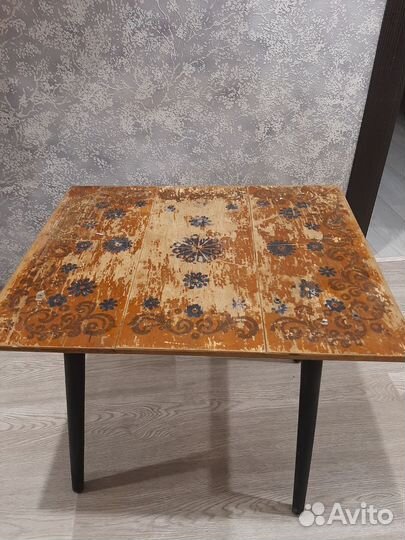 Детский столик и стульчик