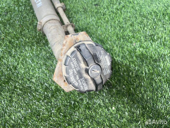 Горловина топливного бака Chevrolet Tahoe GMT400