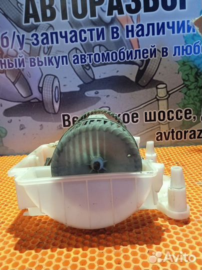 Моторчик отопителя Mercedes-Benz S-класс