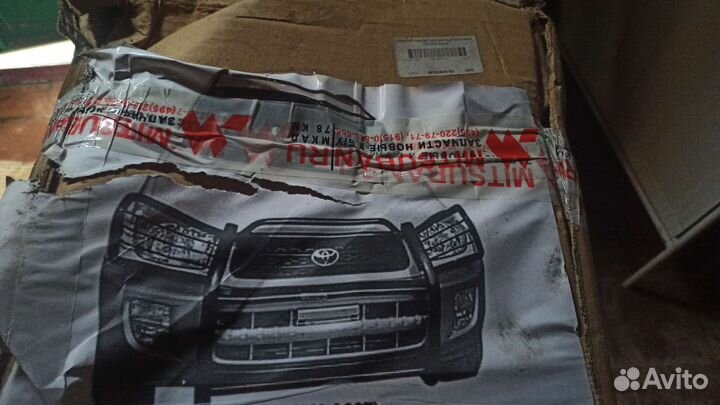 Кенгурин черный rav4 2000-2005